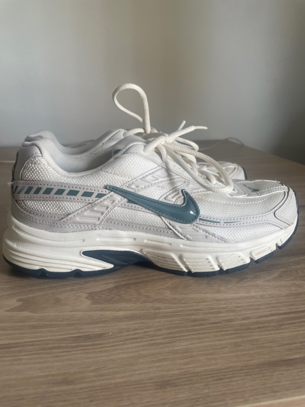 Nike Initiator Cream and Teal
